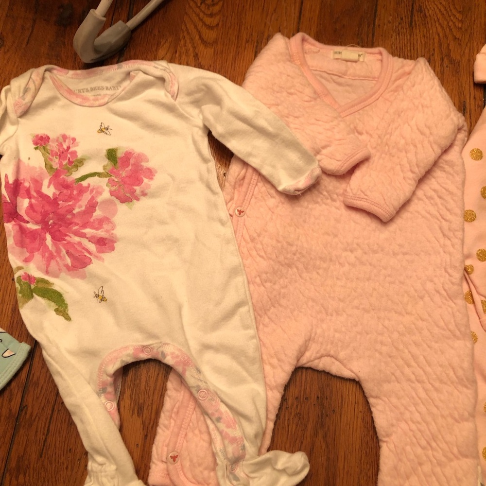 Newborn size sleeper set - Picture 2 of 3